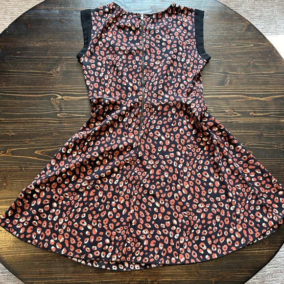 Tea n Rose Patterned Dress - Picture 2 of 2